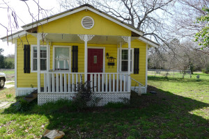 2 Bedroom 2 bath house for sale in palestine, tx